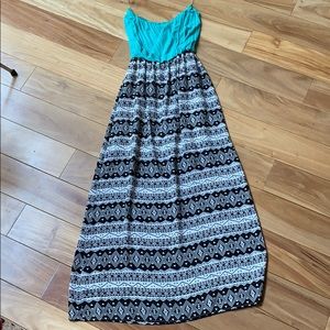 Aztec maxi strapless dress